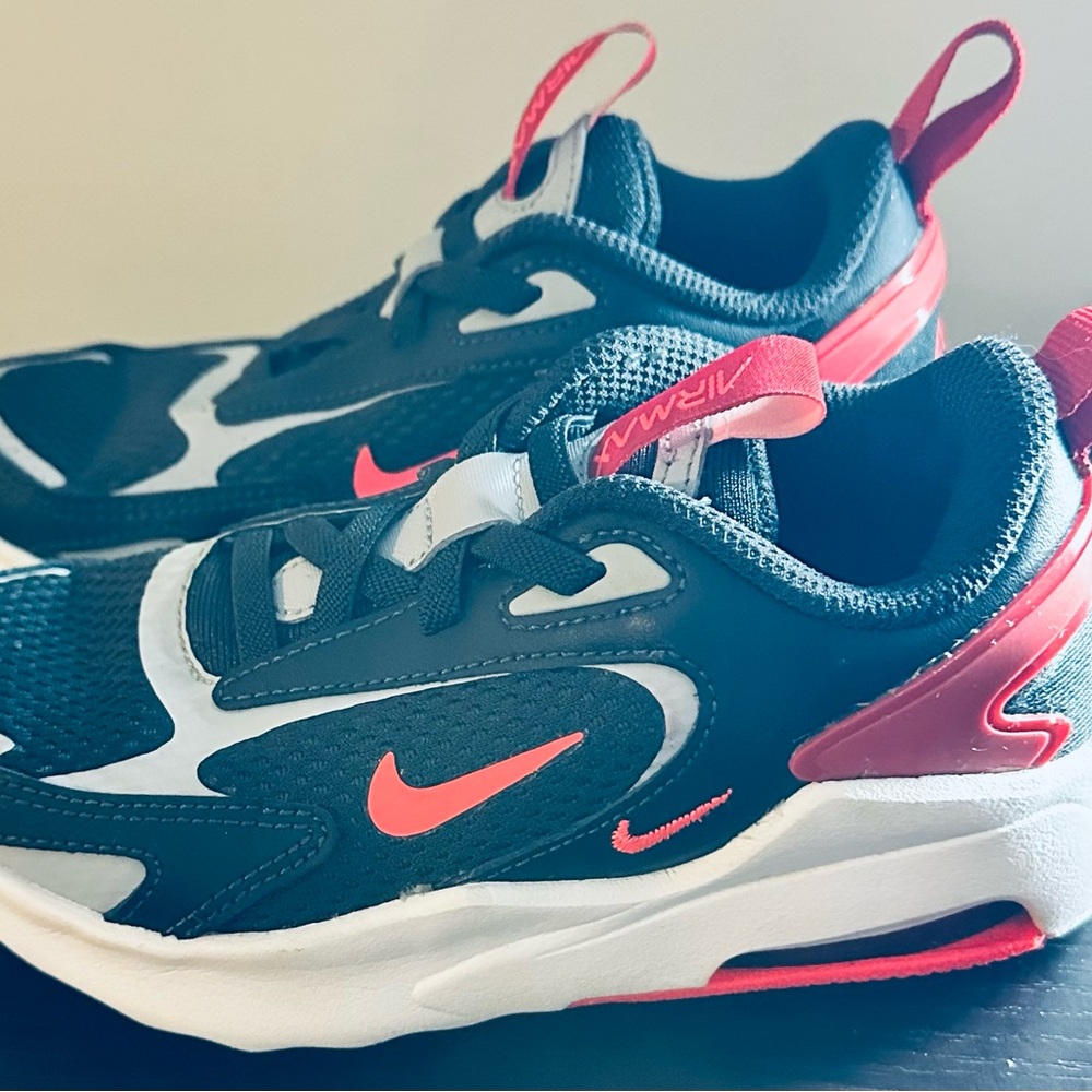 Nike Kids Black and Red Athletic Sneakers